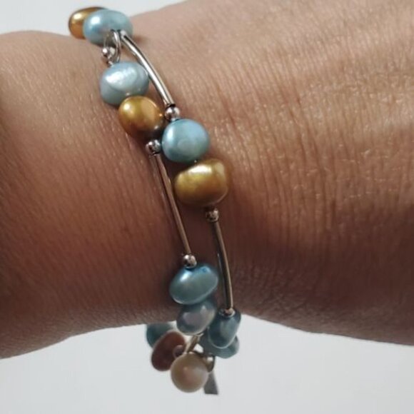 Vantel Pearls Bracelet Silver Toned - Picture 3 of 4